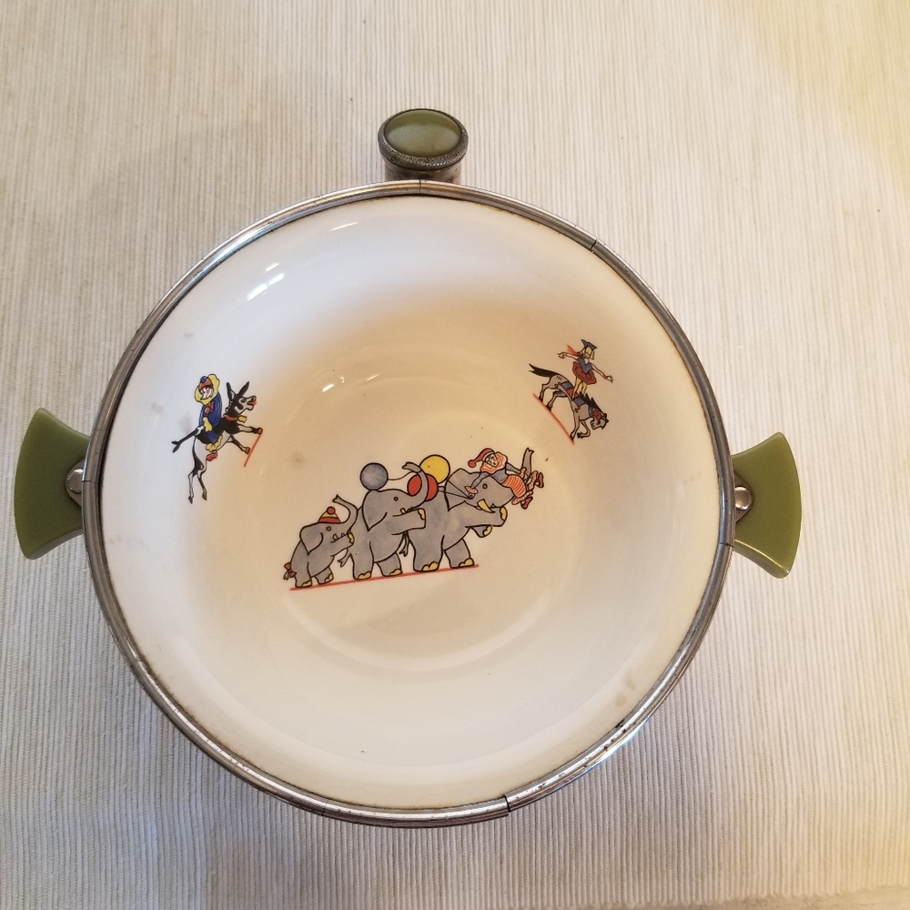 Vtg 1940 Porcelain & Chromium Baby Dish.